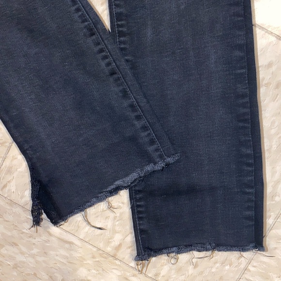 Lucky🍀Brand MidRise Sweet Straight Jean in Distressed Williamette size 00 24x27 - Picture 13 of 16